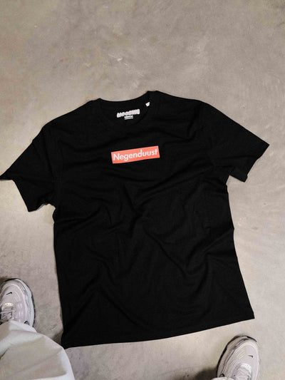 Negenduust is Supreme | premium t-shirt