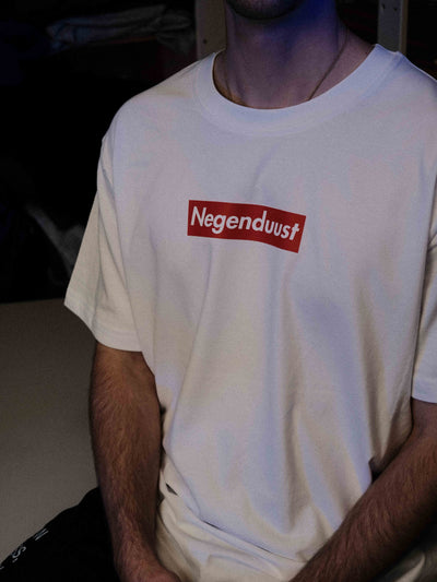 Negenduust is Supreme | premium t-shirt