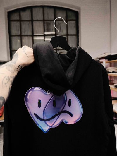 Onbespreekbaar gummy logo premium hoodie